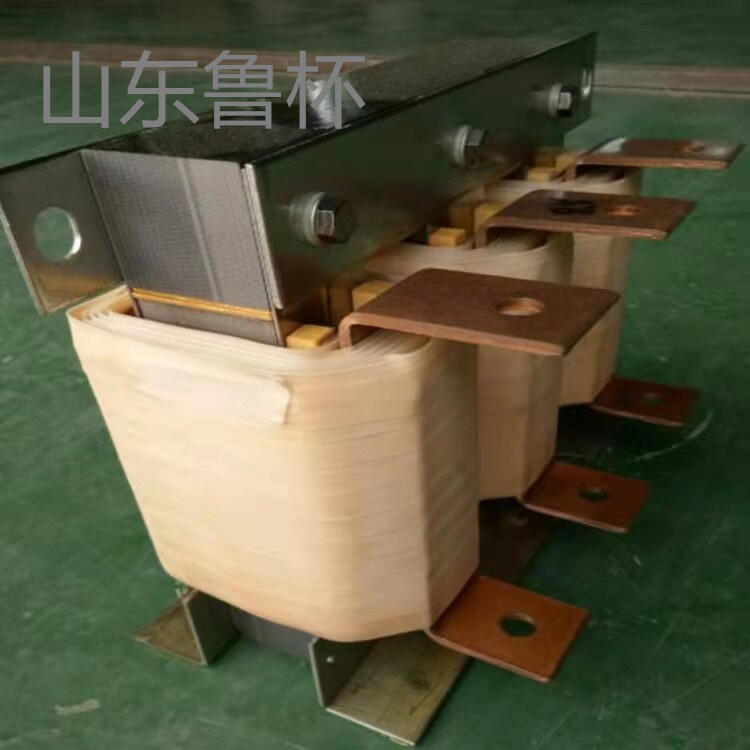 山東魯杯SOCL-0800-EISC-175D出線電抗器提高電機的使用壽命