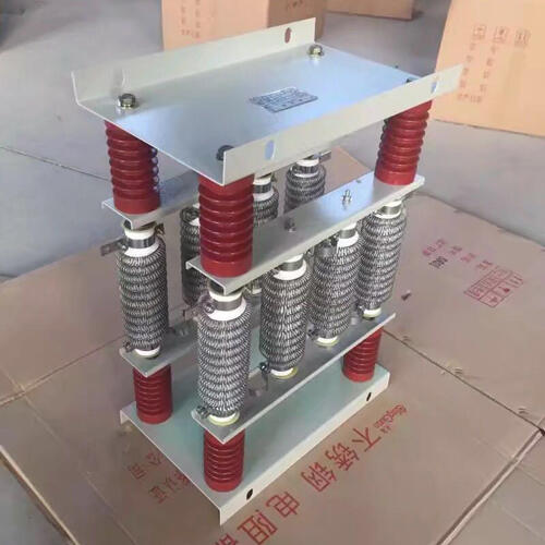 山東魯杯35KV-400A-10S中性點(diǎn)接地電阻有帶狀柵格型螺旋繞線(xiàn)型肋形繞線(xiàn)型等電阻元件